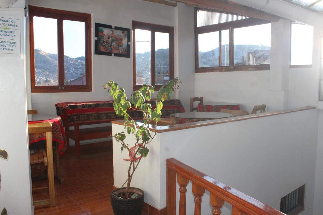 Hostal Turistico Illapa Cusco 119 Exterior photo
