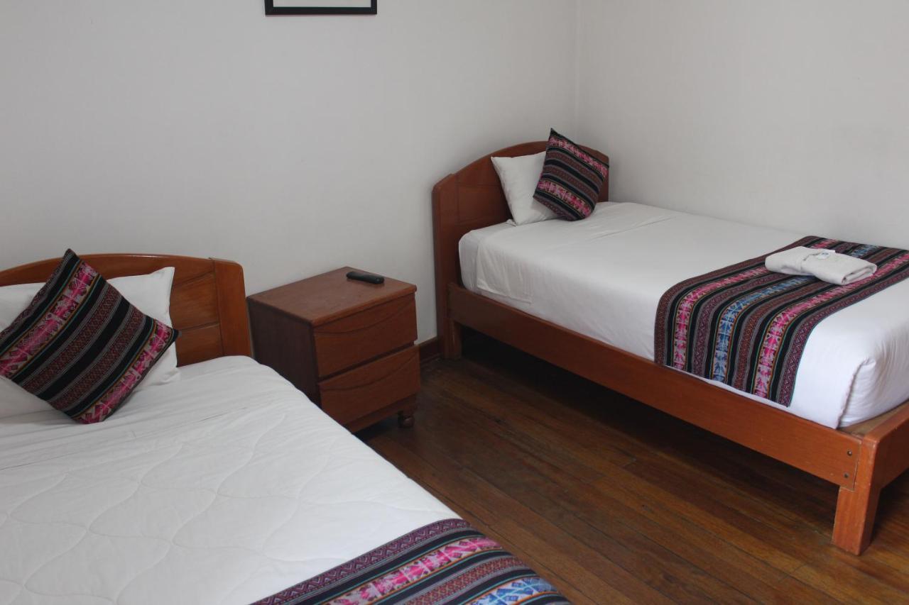 Hostal Turistico Illapa Cusco 119 Exterior photo