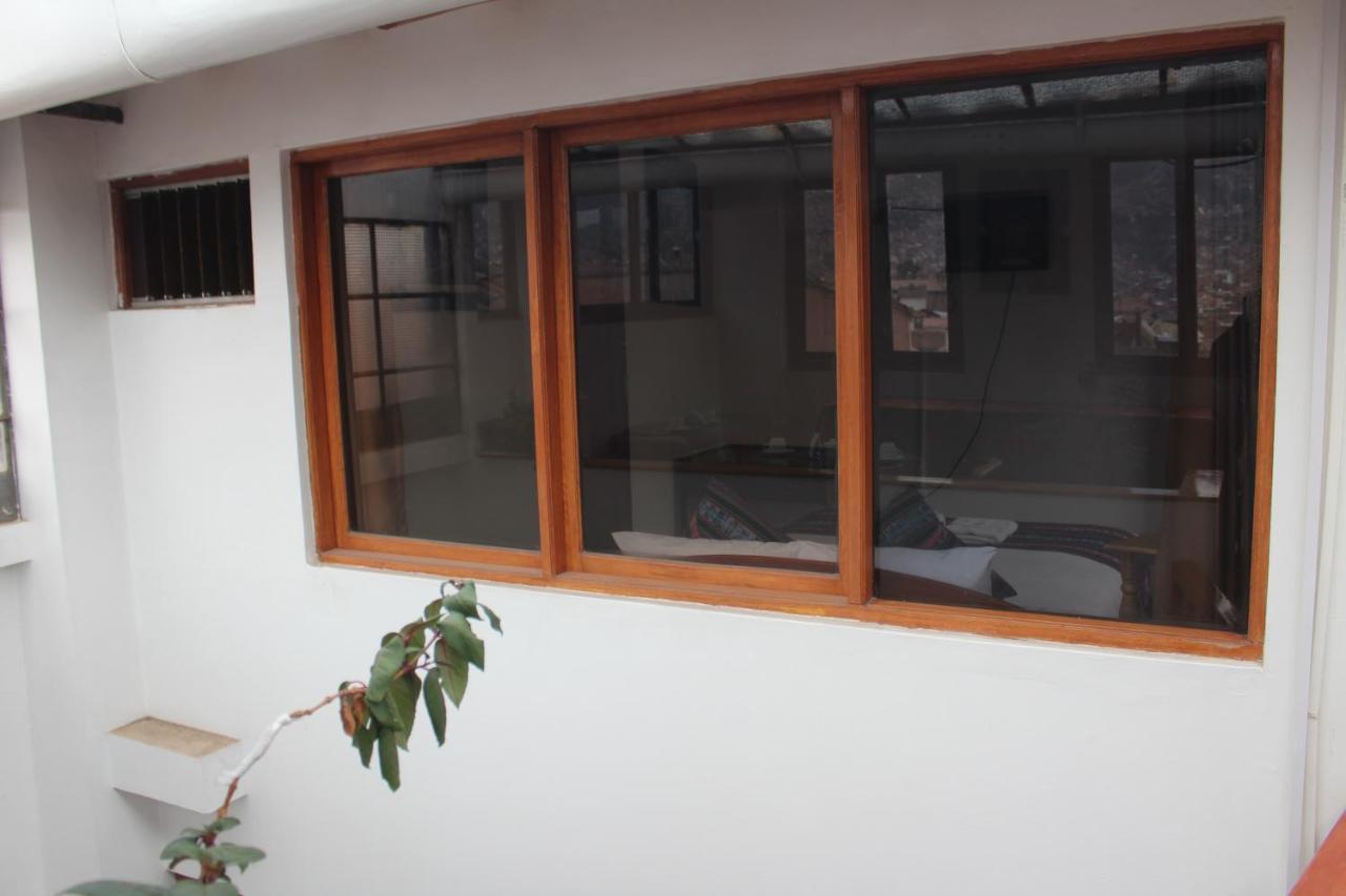 Hostal Turistico Illapa Cusco 119 Exterior photo