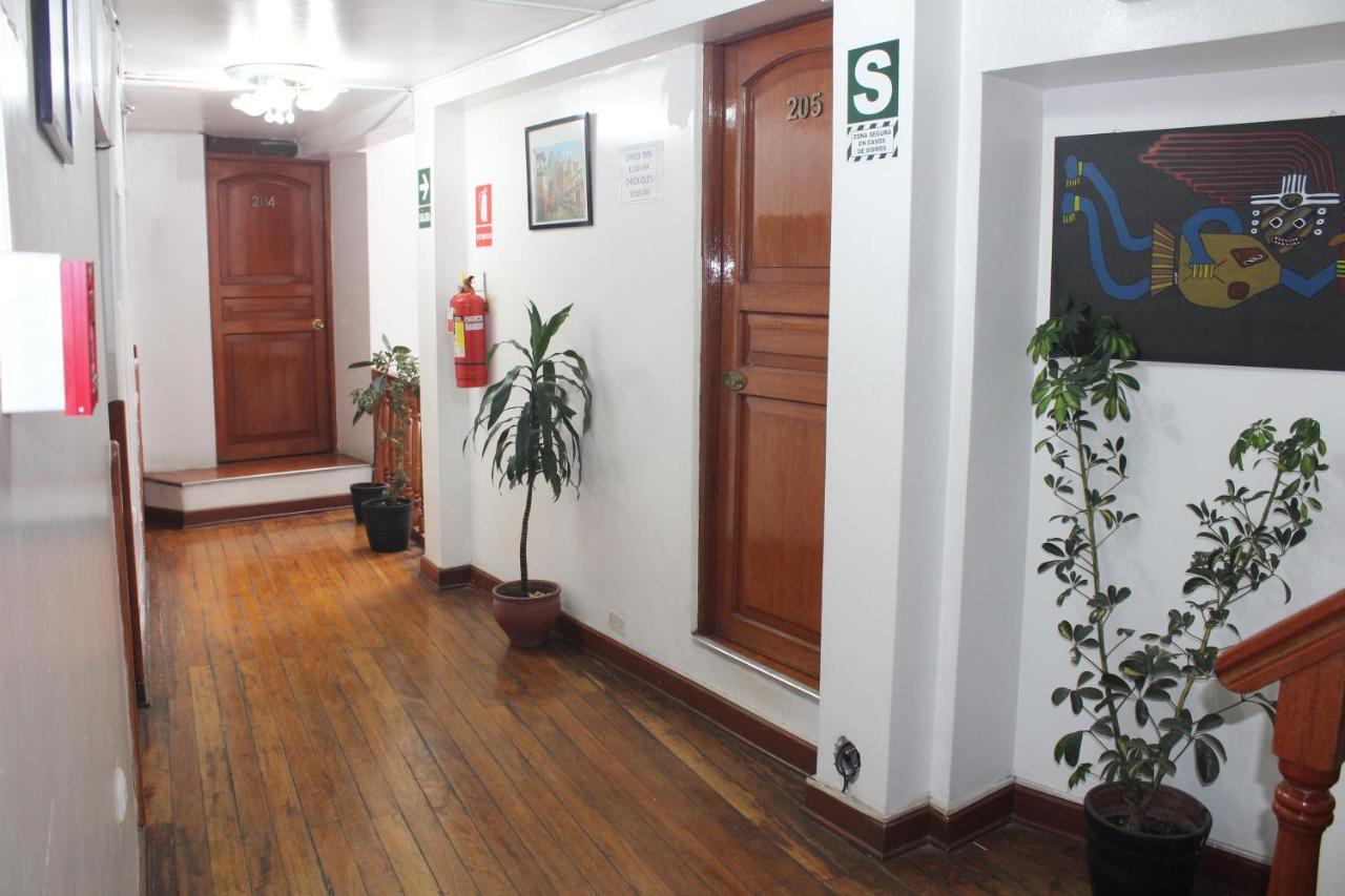 Hostal Turistico Illapa Cusco 119 Exterior photo