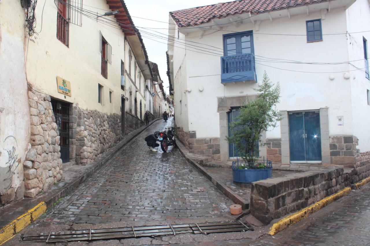 Hostal Turistico Illapa Cusco 119 Exterior photo